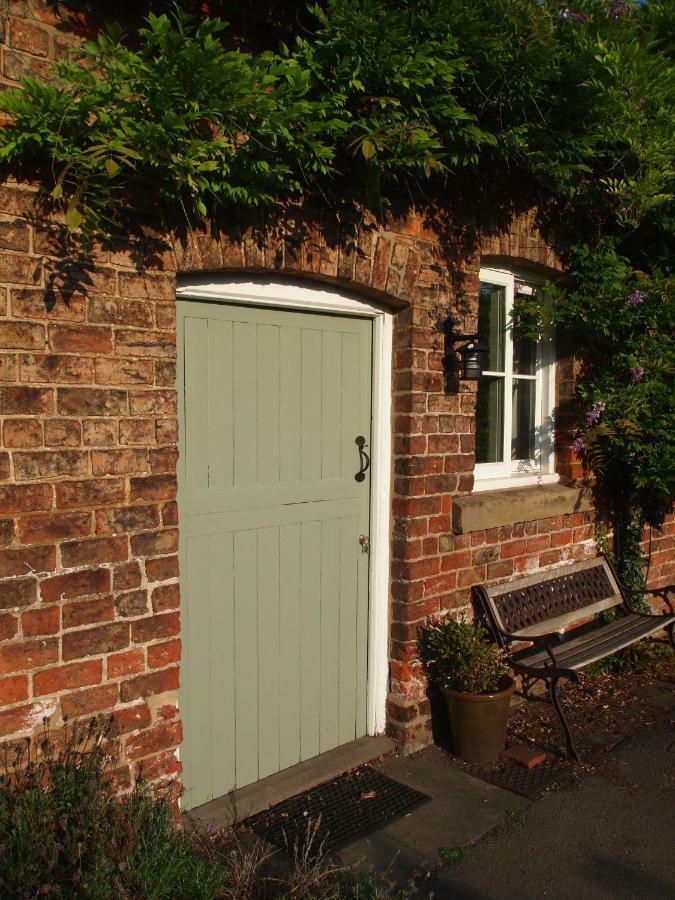 The Stables At Owlett Hall Crowle  Экстерьер фото